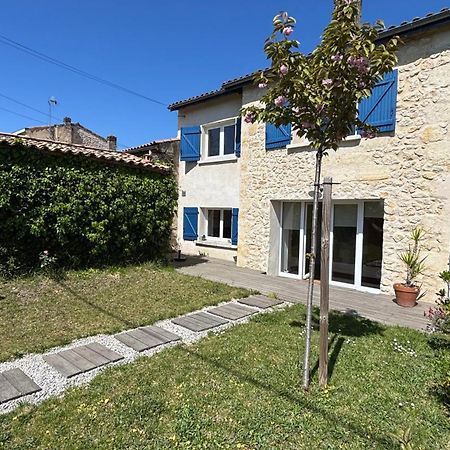 Maison De Charme Avec Jardin Et Terrasse Camblanes-et-Meynac Extérieur photo