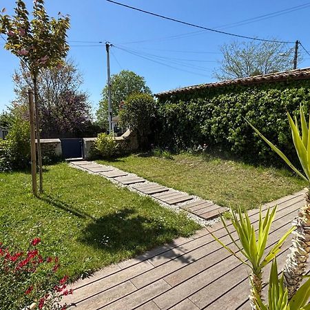 Maison De Charme Avec Jardin Et Terrasse Camblanes-et-Meynac Extérieur photo