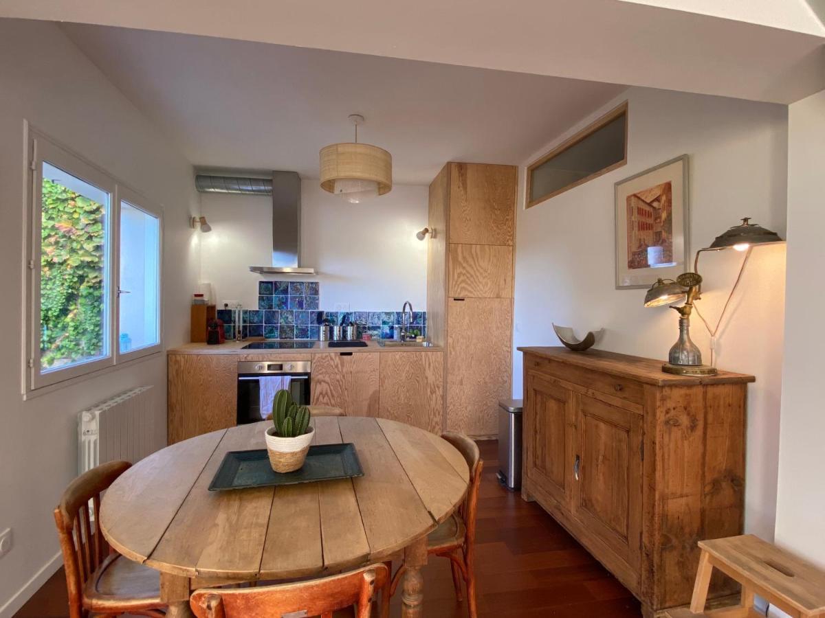Maison De Charme Avec Jardin Et Terrasse Camblanes-et-Meynac Extérieur photo