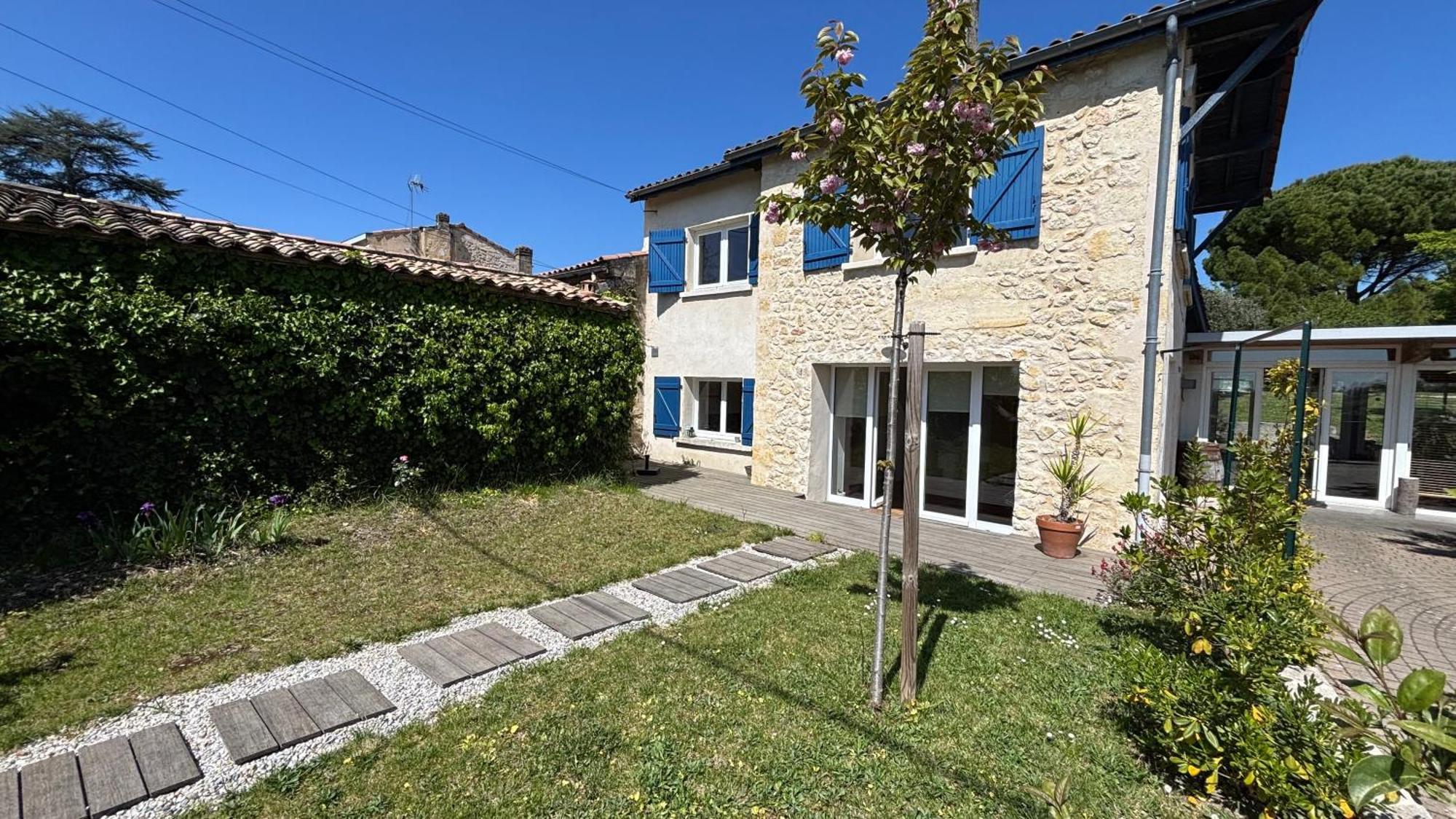 Maison De Charme Avec Jardin Et Terrasse Camblanes-et-Meynac Extérieur photo